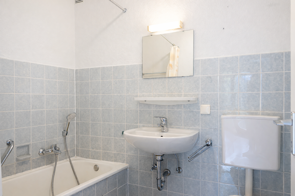 BAD I EG - KI GENERIERT