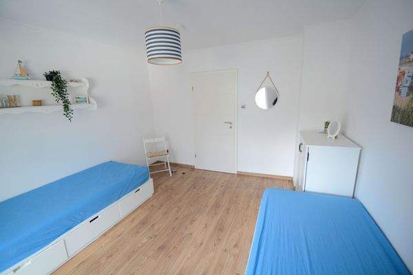 Schlafzimmer 1 mit Balkonzugang