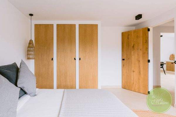 Schlafenzimmer 1 von 2