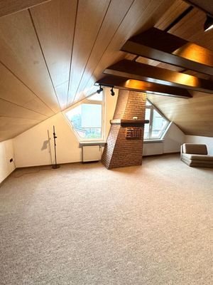 Wohnzimmer DG 