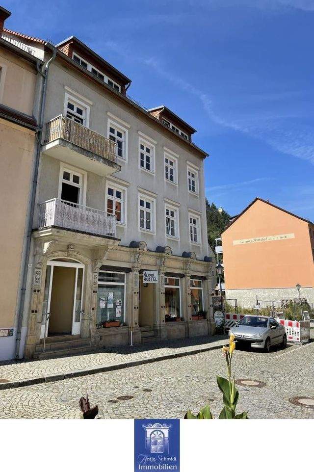 Perfekte Wohnung mit Balkon in der bezaubernden Stadt Königstein! - Photo 3