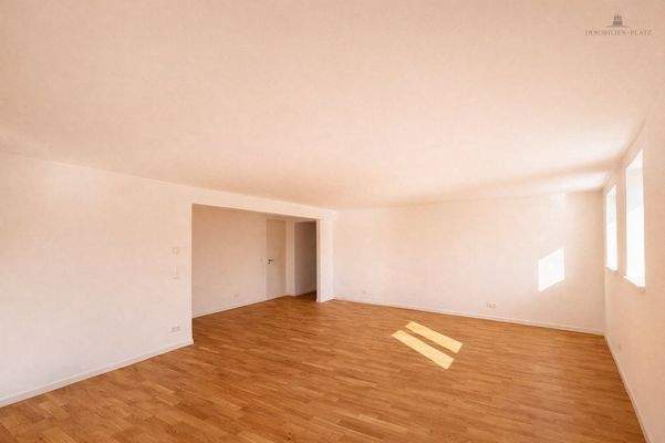 Whg 4 Wohnraum leer II