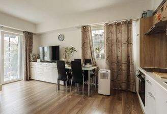 Krasser_Zinshaus_Straß-11