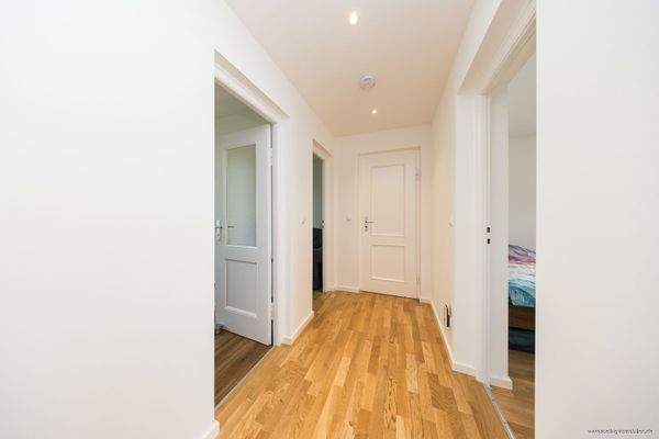 heller Flur Whg. 4.OG