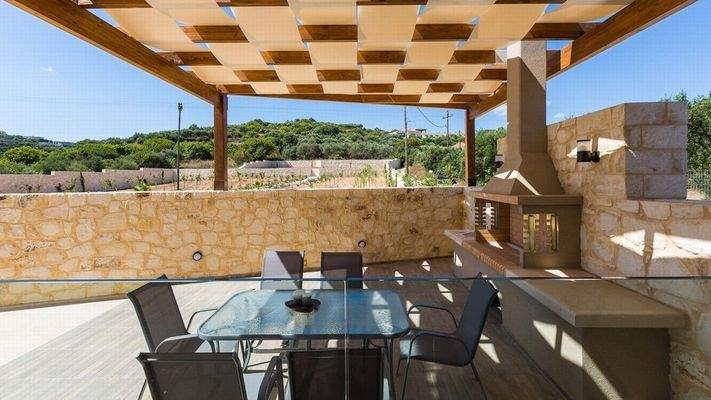 Stonevilla For Sale in Almirida, Stonevilla For Sa