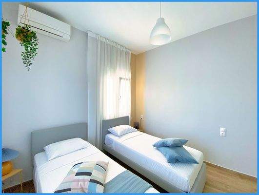 f1b3d9ed00364381bee07e241f90cb31-original