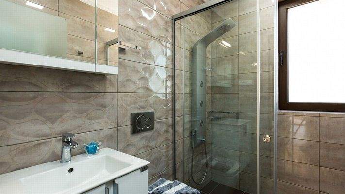 Stonevilla For Sale in Almirida, Stonevilla For Sa