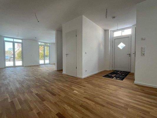 Eingangs- und Wohnbereich