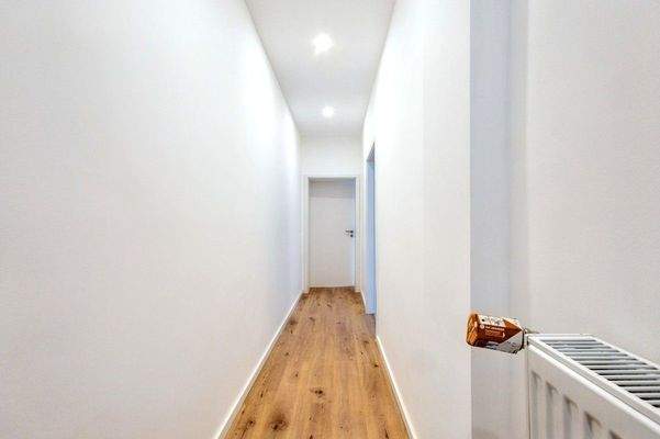 Vorderhaus - Sanierte Wohnung EG