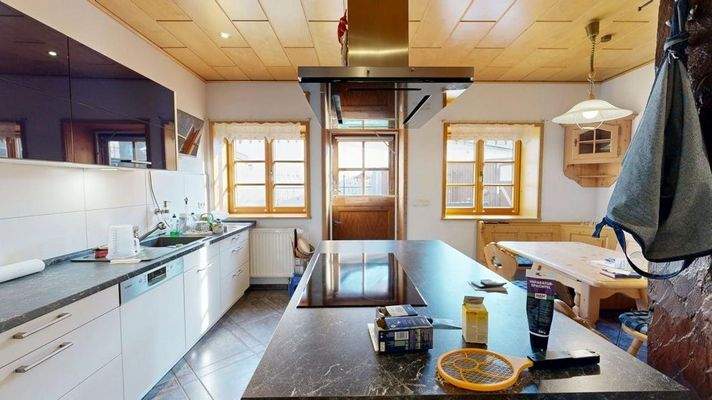 Küche mit Gartenzugang