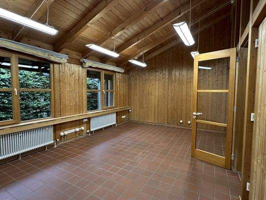 Impressionen von den Büroräumen im Erdgeschoss