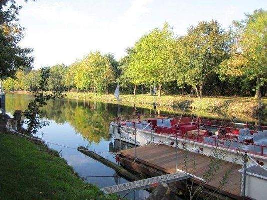 Ernst-August-Kanal liegt direkt am Objekt