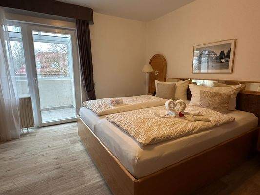 Doppelzimmer mit Balkon