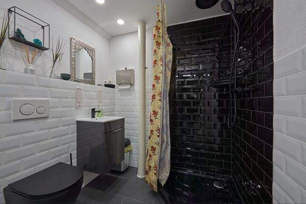 Duschbad Untergeschoss