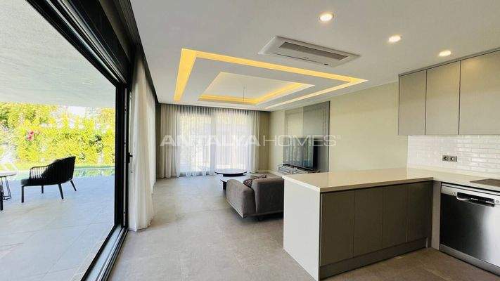 4-Bedroom Detached Villa in Kemer Antalya