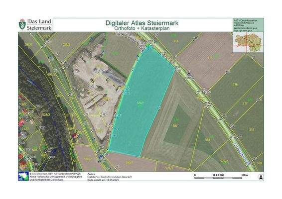 Orthofoto und Katasterplan