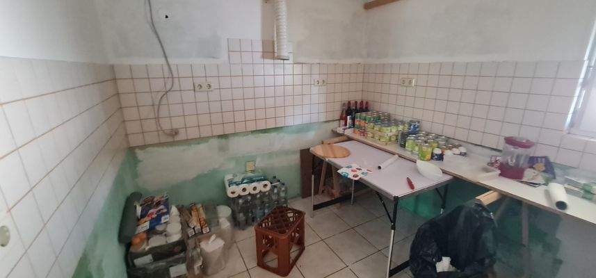 Küche, Abstellkammer 1. OG (2).jpg