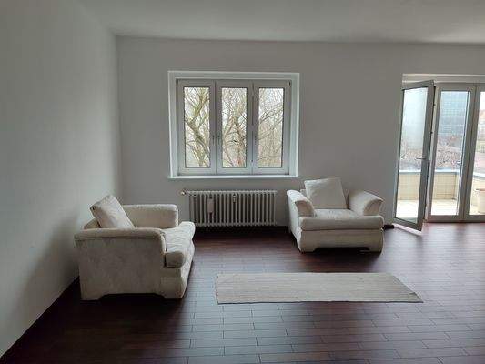 Wohnzimmer Bild 5