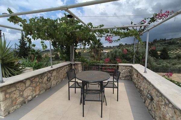 Kreta, Pemonia: Ruhiges und weitläufiges Anwesen zu verkaufen