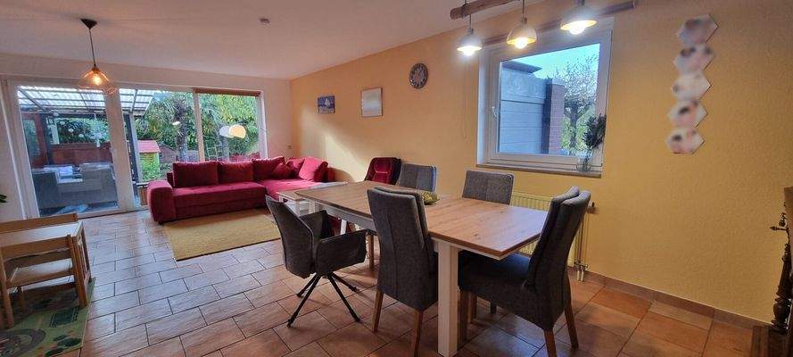 Wohn- und Essbereich