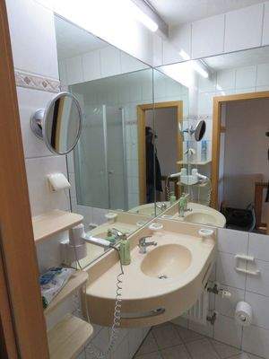 Waschgelegenheit im Bad 