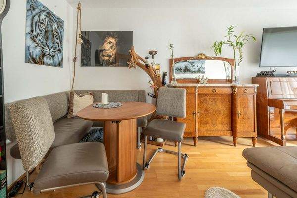 Wohnzimmer EG Wohnung