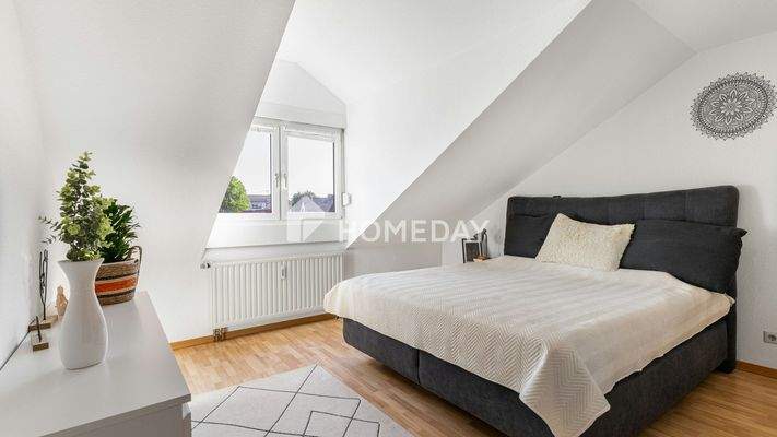 1. OG Schlafzimmer 1