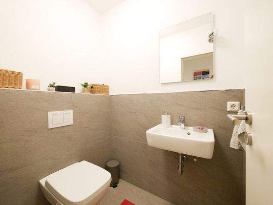 Gäste Wc - 1. Obergeschoss links