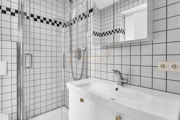 Bad Einliegerwohnung