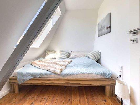 kleines Zimmer im DG