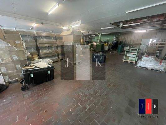 Halle Innenansicht 1