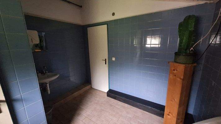 Saal Sanitärbereich 135757.jpg