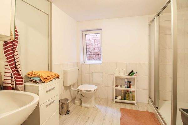 Badezimmer1_Whg. 2.OG