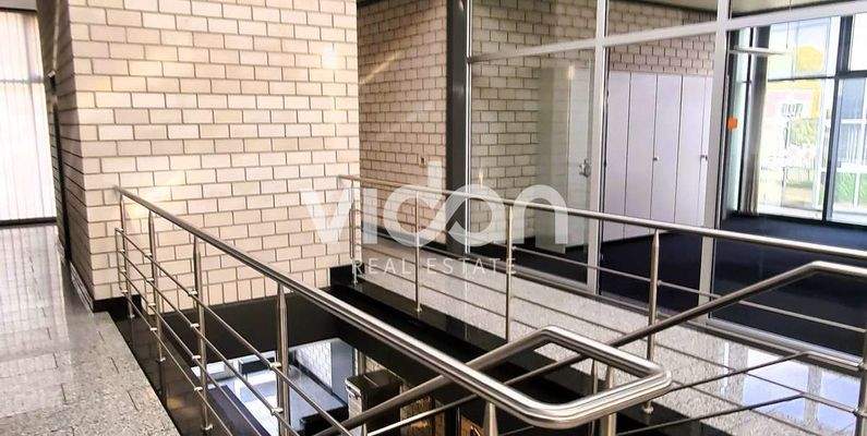 Treppenaufgang Büro