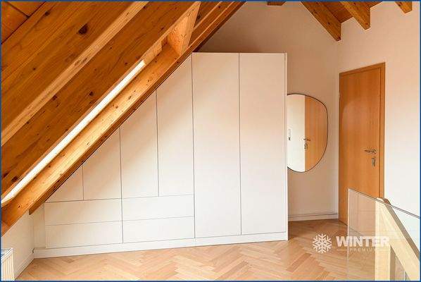 Elternschlafzimmer mit Einbauschrank