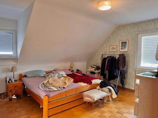 Schlafzimmer 3 OG