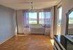 Schlafzimmer 1 mit Balkon.jpg