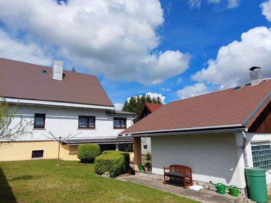 Ansicht vom Grundstück