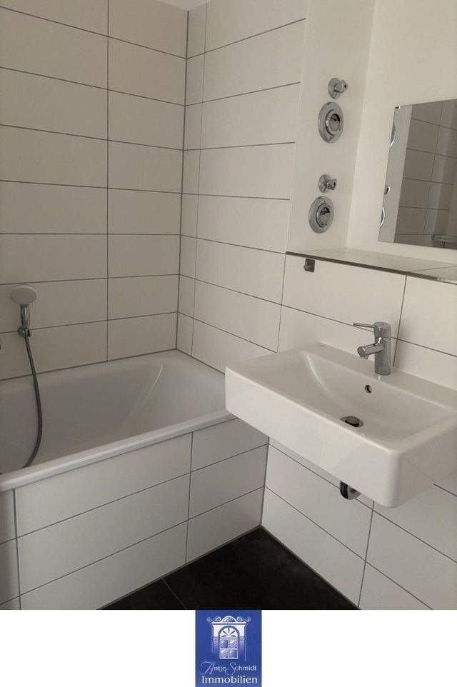 Exklusive Neubauwohnung mit Terrasse, 2 Bädern und moderner EBK! - Foto 3