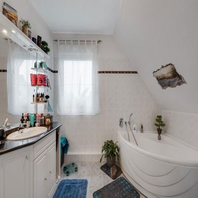 Wannenbad OG