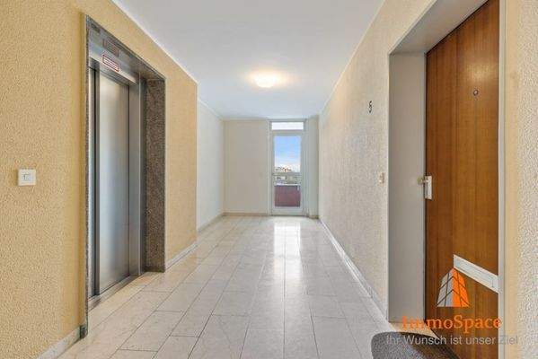 Blick in den Hausflur