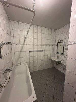 Mittlere Einheit - Bad