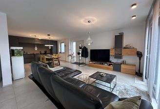 Wohn- und Essbereich (EG)