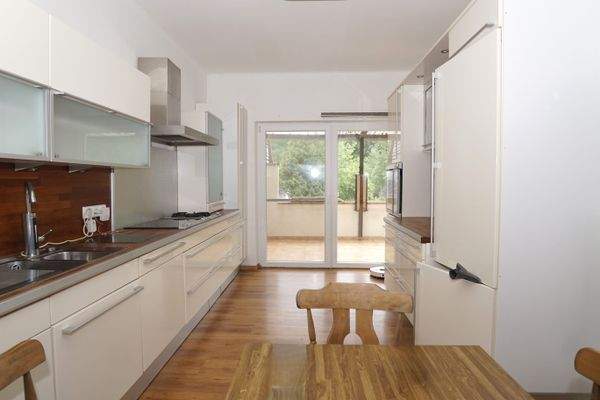 EG Essküche mit Balkon