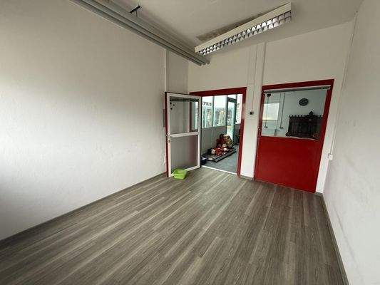 20251009_095504454_iOS