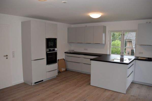 hochmoderne Einbauküche