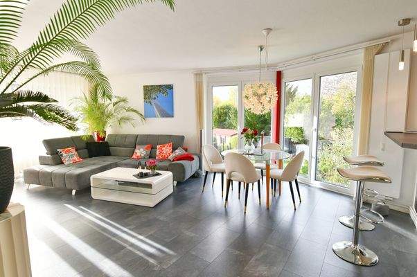 Herrlich heller Wohnbereich