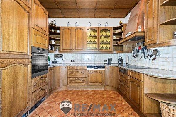 11 EFH 2103 - Küche