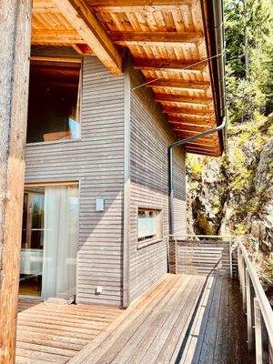 17e4de97-73de-4646-a21c-314b66d3724e