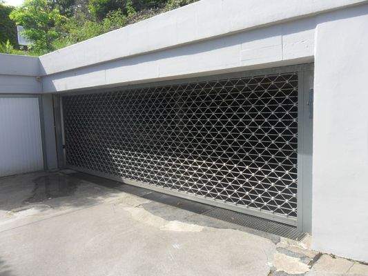 b)Tiefgarage Einfahrt.JPG